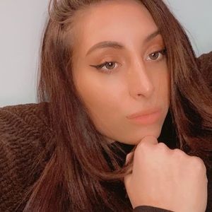 Meet your Posher, Stefani